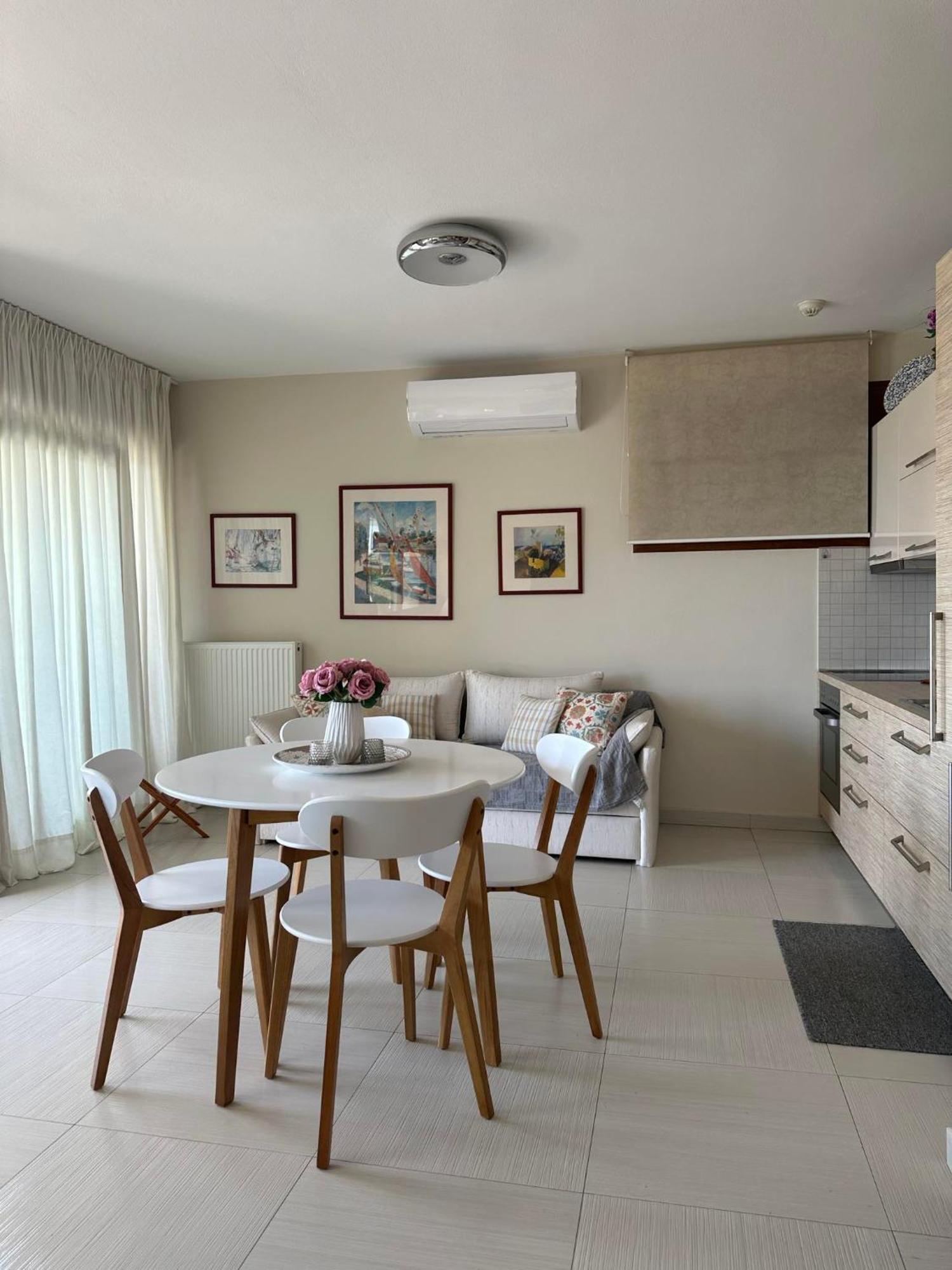 Villa Navy View